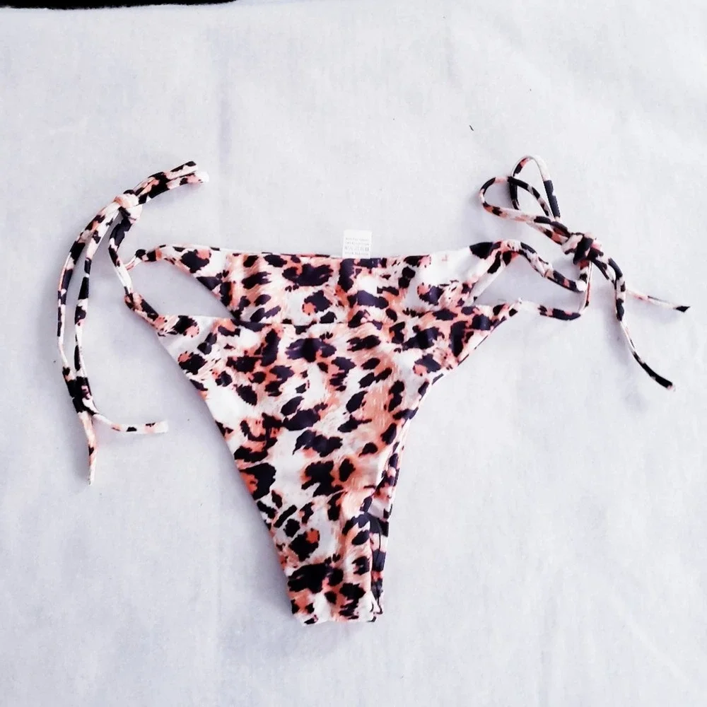 Leopard Print Bikini - Medium - Picture 7 of 9